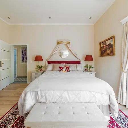 Apartment 3br Near Luxembourg Airport & *