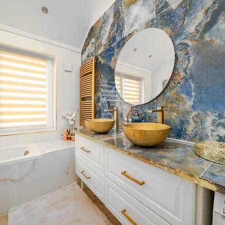 Spacious 3 Bedroom With Terrace And Free Parking Appartamento Walferdange