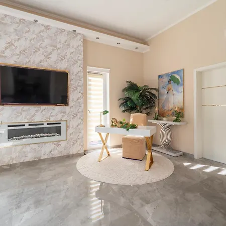 3br Near Luxembourg Airport & דירה Walferdange