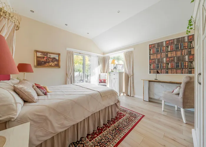 3br Near Luxembourg Airport & *